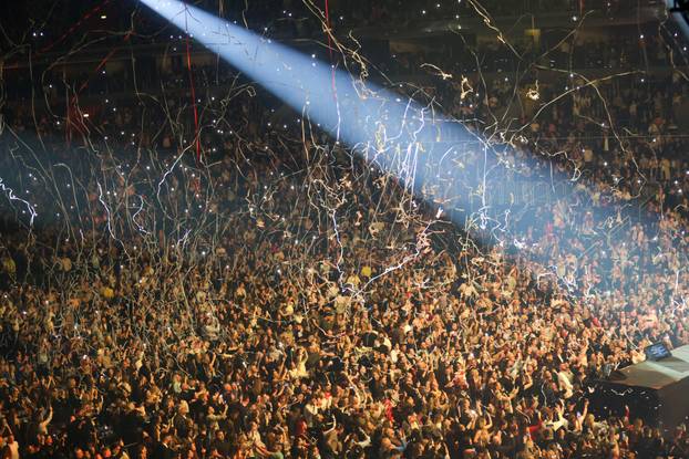 Zagreb: Peđa Jovanović održao koncert u Areni