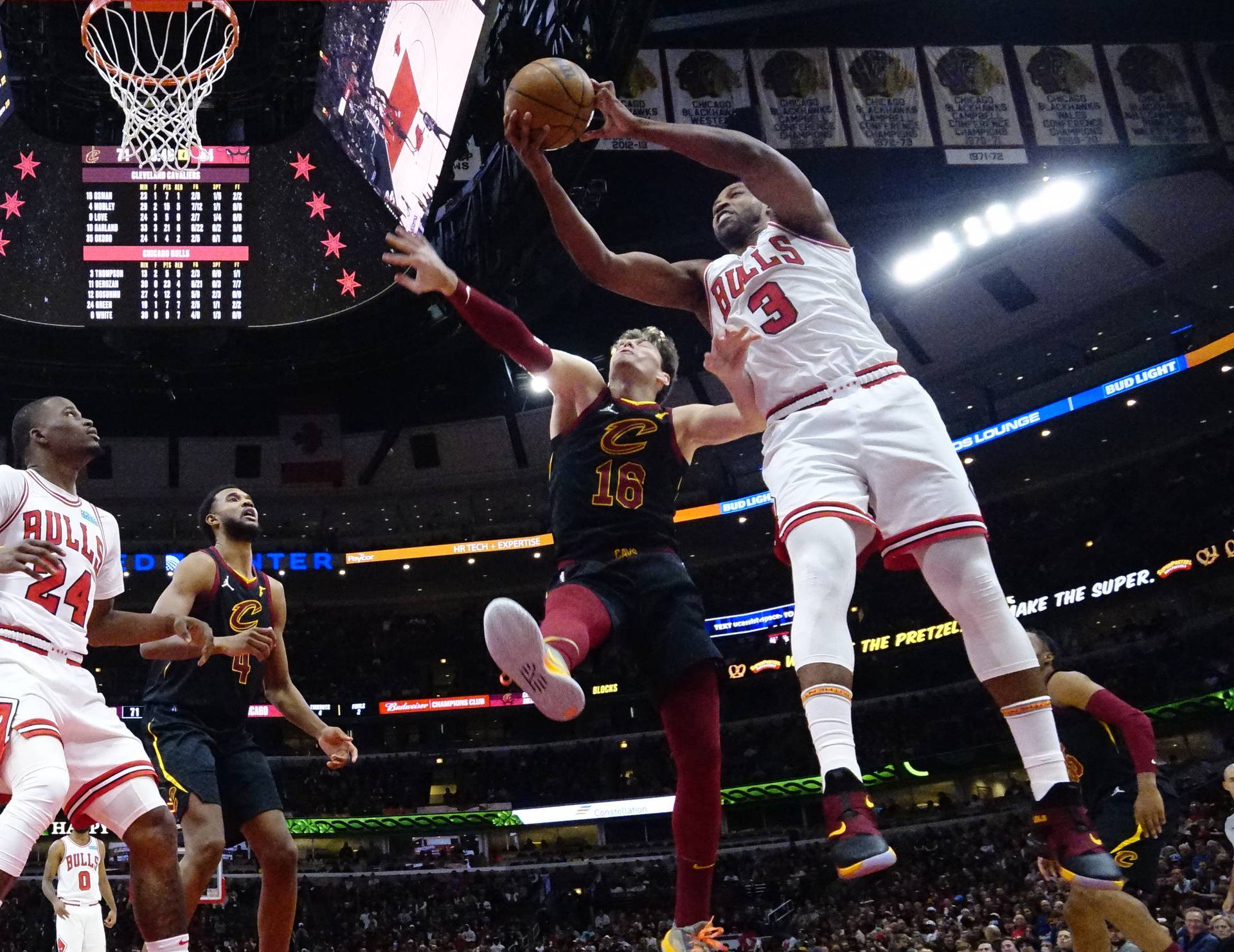 NBA: Cleveland Cavaliers at Chicago Bulls