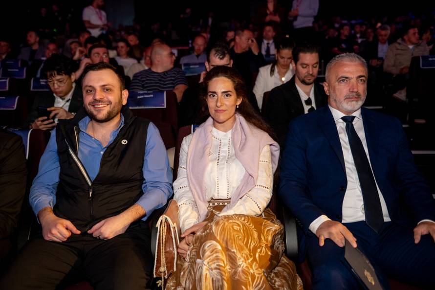 Epicentar gejminga u Crnoj Gori: Osječanin osvojio zlato u Tekken turniru, a stigla je i princeza...