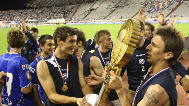 ARHIVA - Split: Nogometaši Dinama nakon ruleta jedanesteraca osvojili su Hrvatski nogometni kup 2009. godine