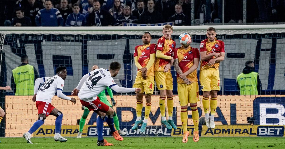 VIDEO Mario Vušković scored the first goal for HSV, free kick from 25 meters