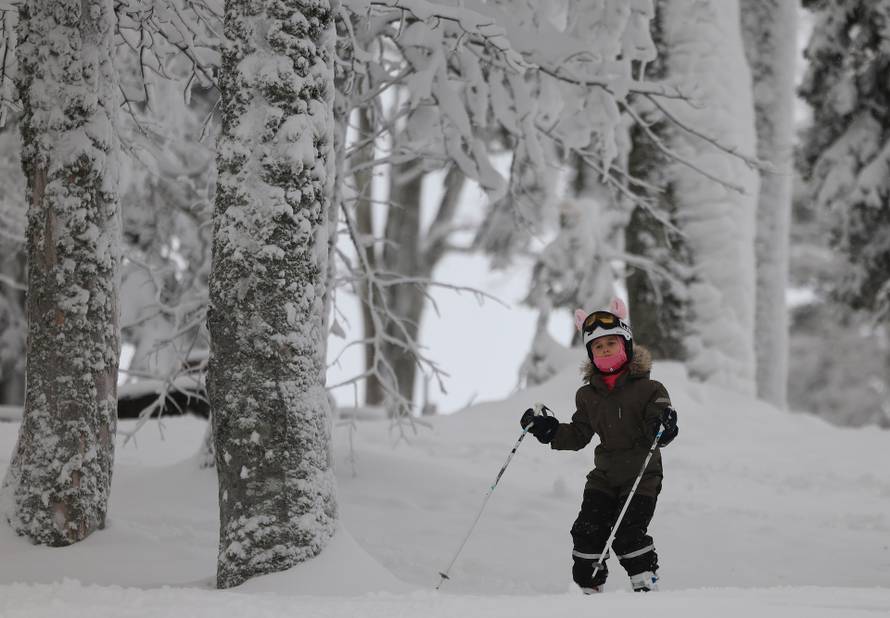Zagreb: Započela skijaška sezona na Sljemenu 