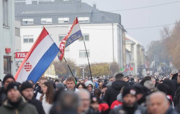 Vukovar: Kolona sjećanja na žrtvu Vukovara