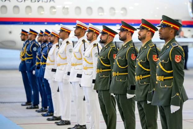 FOTO Vučić stigao u Abu Dhabi: Narod Emirata je naš prijatelj