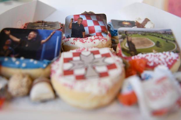 Zagreb: U prvom donut baru Crofna prodaju se krafne s Thompsonovim likom
