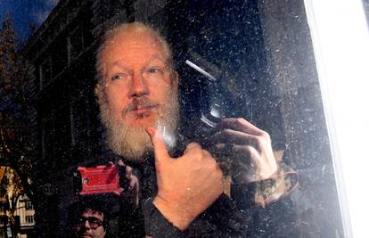 Assange poručio u Londonu: Ja ne želim da me izručite SAD-u
