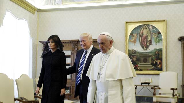 U.S. President Donald Trump and first lady Melania meet Pope Francis during a private audience at the Vatican