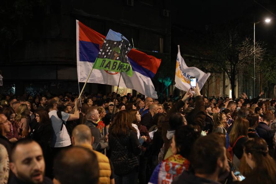 Beograd: Studeti nastavlju s blokadom RTS-a 