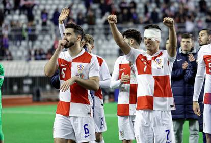 FOTO Sve za Hrvatsku, pa čak i krvave glave! Pogledajte kako su 'vatreni' slavili na Poljudu