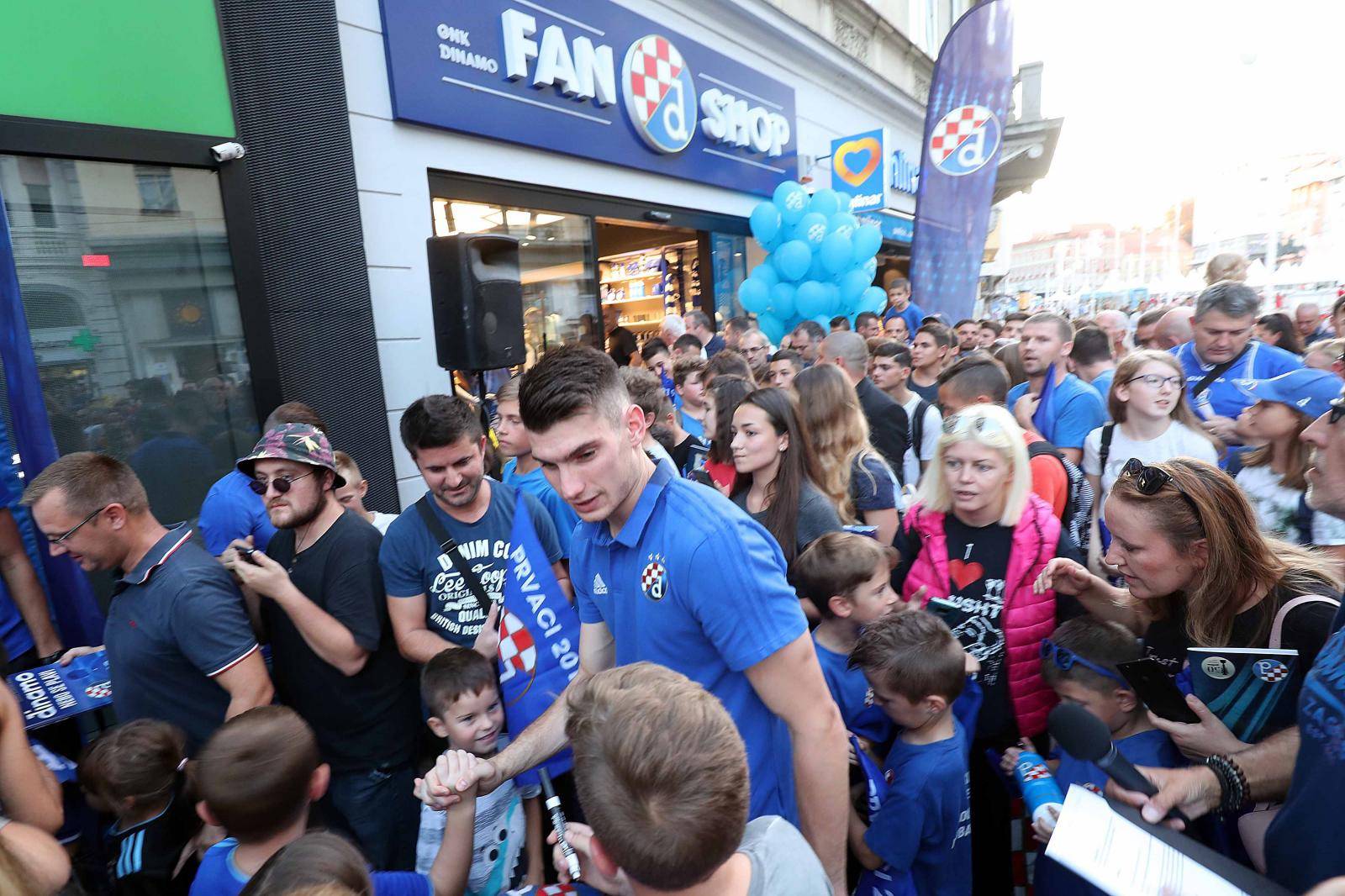 Dinamo hit u gradu: Oba Fan shopa sada će raditi i nedjeljom