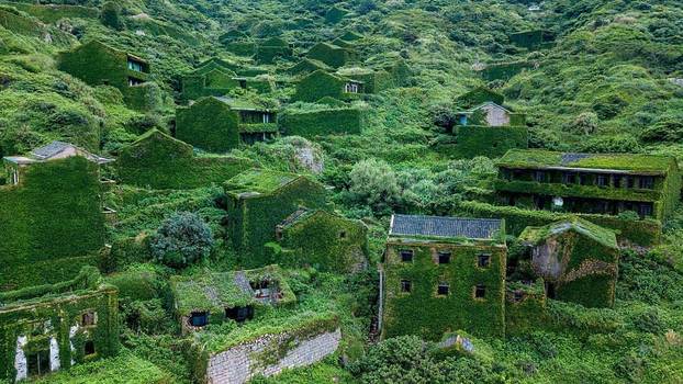 FOTO Napušteno 'selo duhova' u Kini sraslo je s prirodom i postalo prava TikTok atrakcija