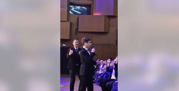 FOTO Peco je sve šokirao nakon što je zbog kolegice ostavio suprugu, sada je jako smršavio