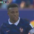 VIDEO Mbappe so&ccaron;no opsovao igra&ccaron;a Paragvaja... bez ikakve kazne! 'Znamo igrati prljavo...'