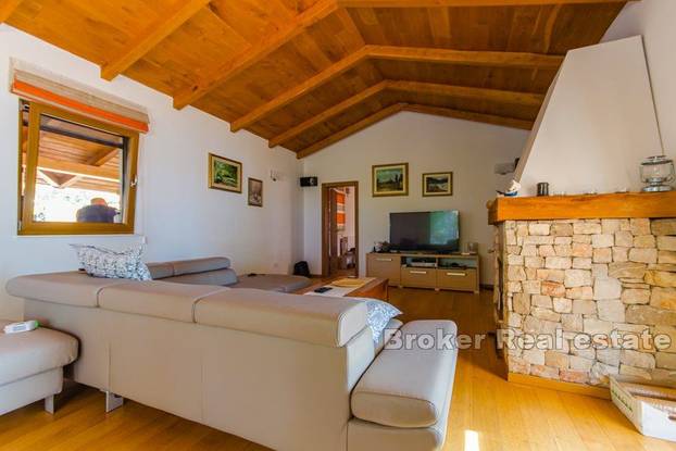 Sami na otoku blizu Kornata: Imanje s kamenom kućom se prodaje za 3,5 milijuna eura...