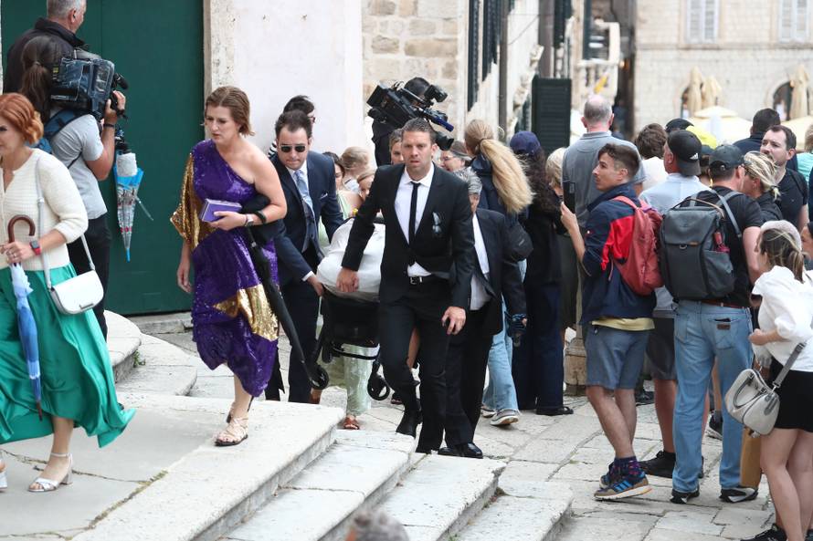 ARHIVA - 2024. Dubrovnik: Vjenčanje Nicole Artukovich i Liama Stewarta u crkvi sv.Ignacija