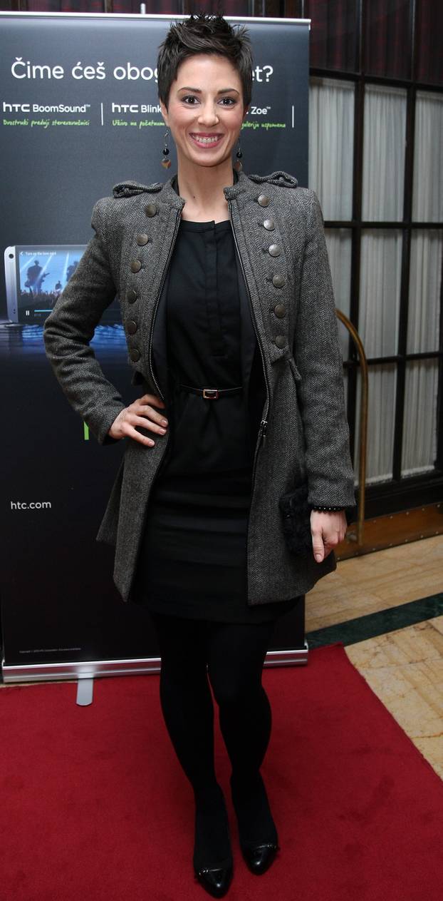 Zagreb: Uz Gibonnijev koncert predstavljen novi model mobitela HTC