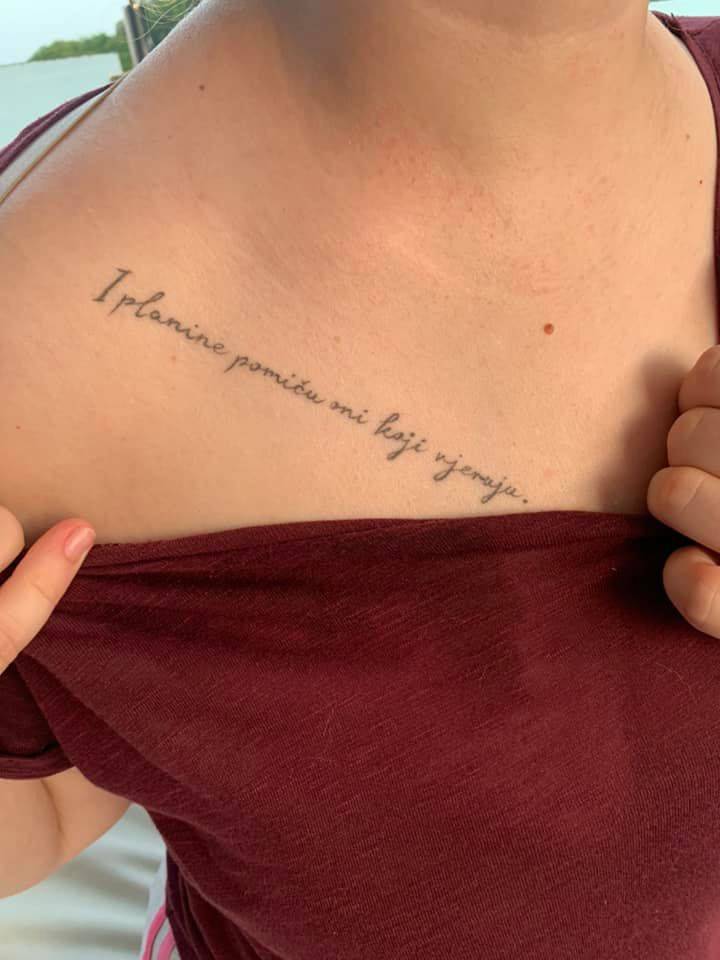 Obožavateljice Lane Jurčević tetovirale stih njezine pjesme