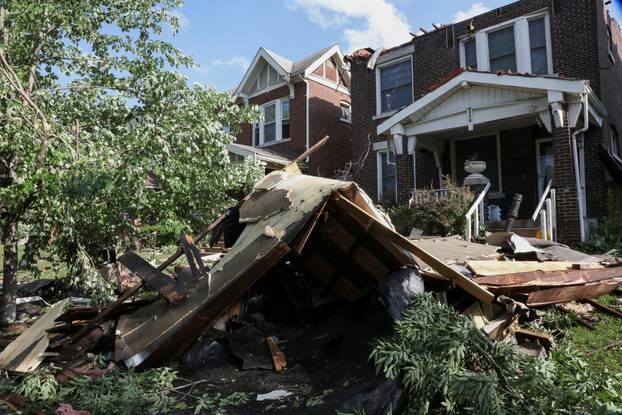 St.Louis city hit with tornados