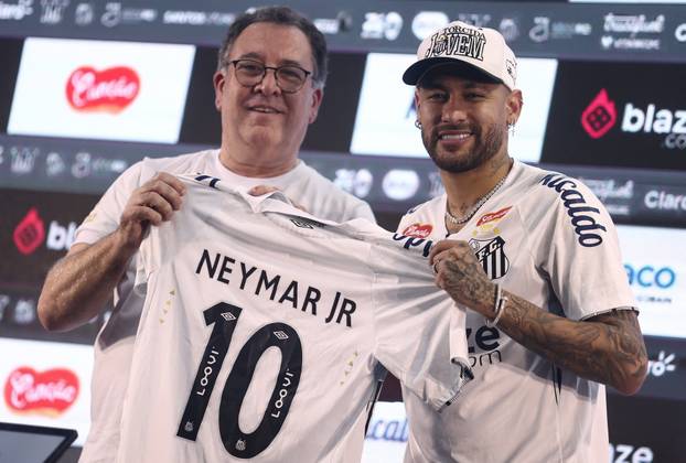 Neymar unveiled as new signing for Santos