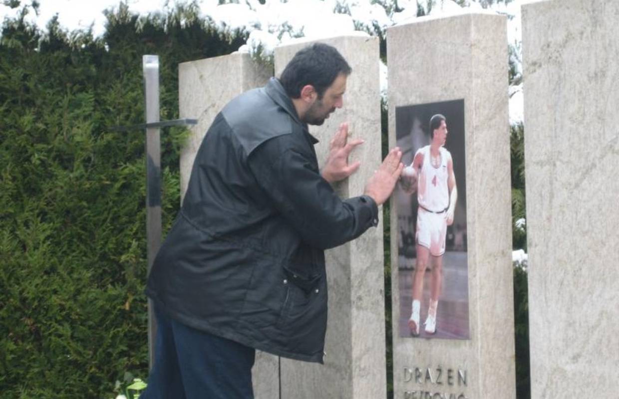 Divac: Rat i mržnja htjeli su nas rastaviti, ali mi smo obitelj