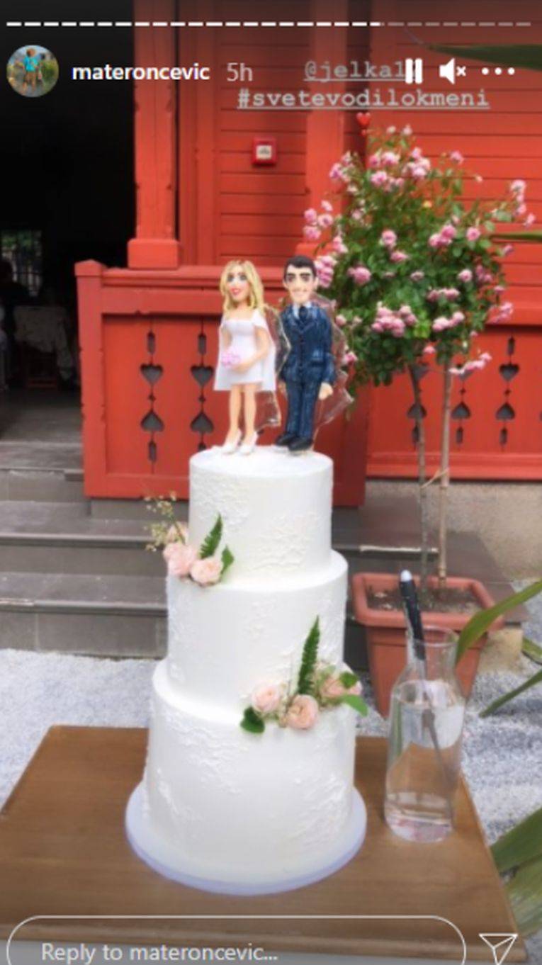 Jelena se udala u vjenčanici od 11.000 kn, a na vrhu svadbene torte bile su figure nje i Vite
