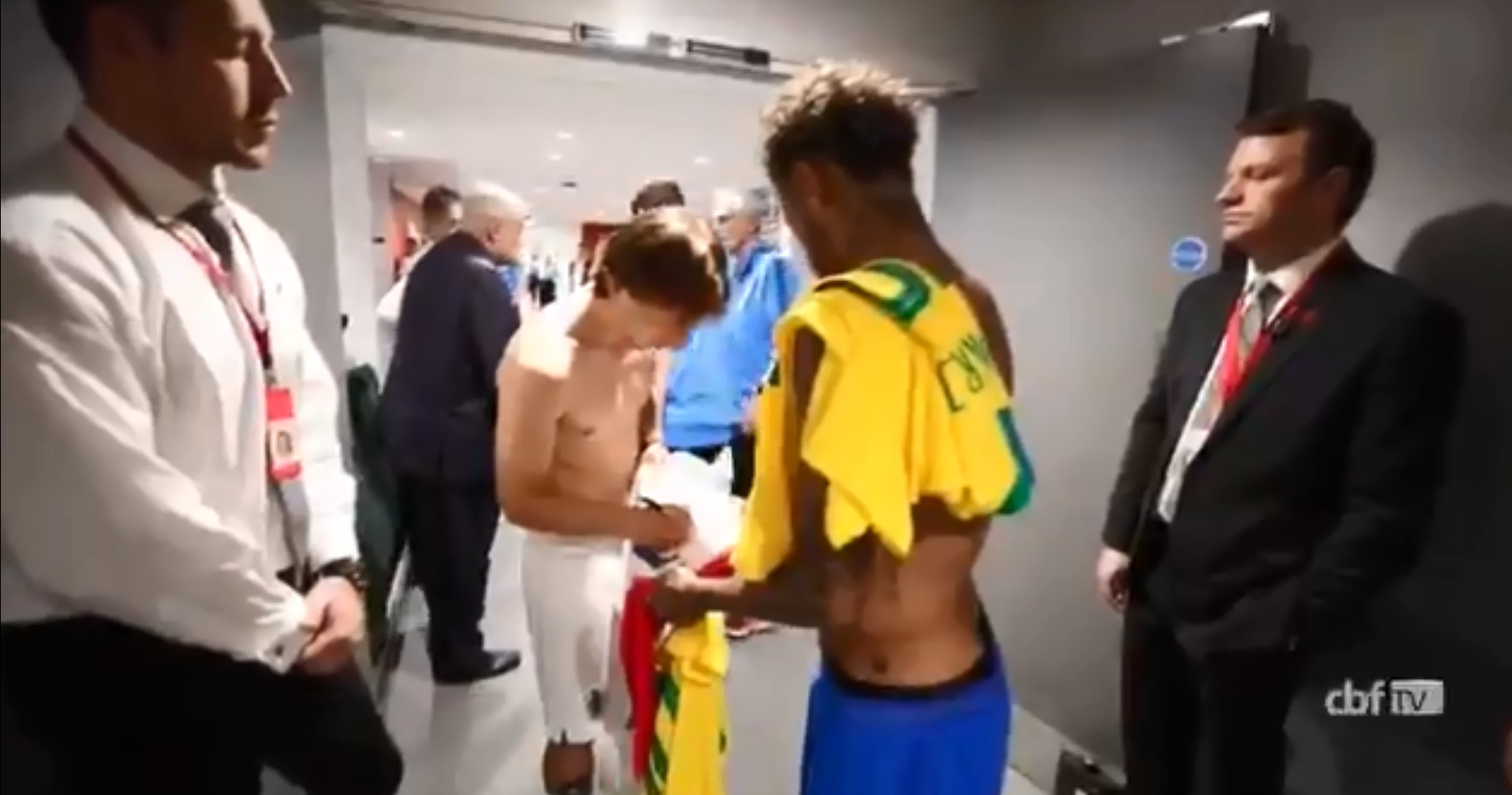 Modrić Neymara pitao dres pa mu poručio: 'Hej, čekamo te...'