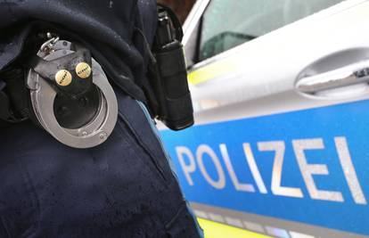 Njemačka: 11 ljudi uhićeno zbog pedofilije, snimali zlostavljanje