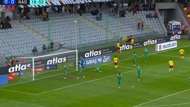 VIDEO Potop u Kielceu: Vušković dao autogol i bio među lošijima