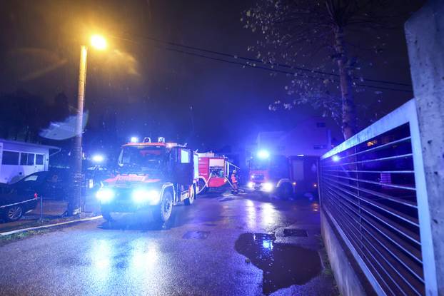 Zagreb: U naselju Gračani buknuo je veliki požar 