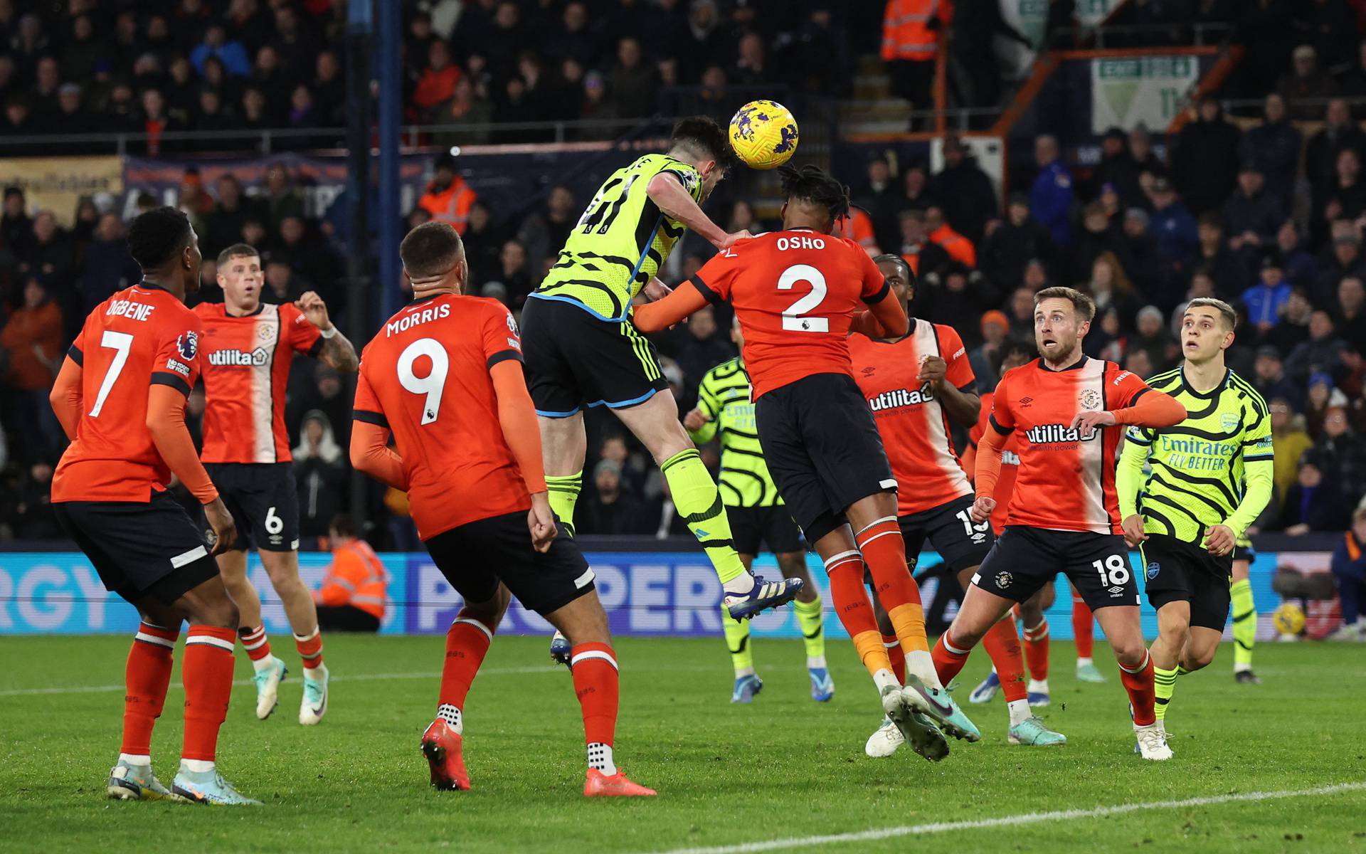 Premier League - Luton Town v Arsenal