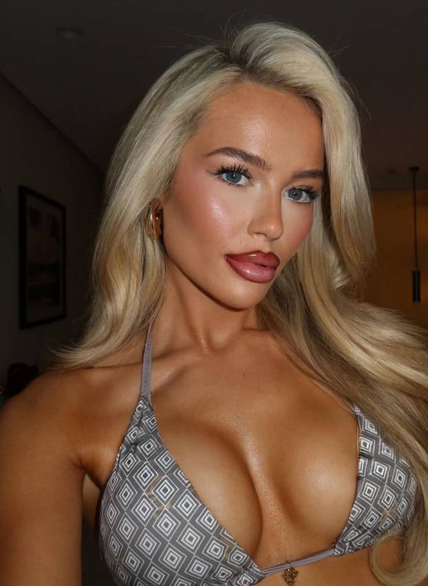 FOTO Barbie u stvarnom životu? Pratitelje je zaludila prirodnim savršenim tijelom