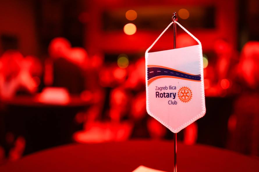 Veliko srce Rotary Cluba Zagreb Ilica: Aukcija fotografija, novac skupljali za dom u Nazorovoj