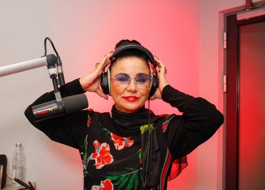 Alka Vuica objavila novi plakat za kampanju pa šokirala: 'Je li ovo Grubnić fotošopirao lice?'