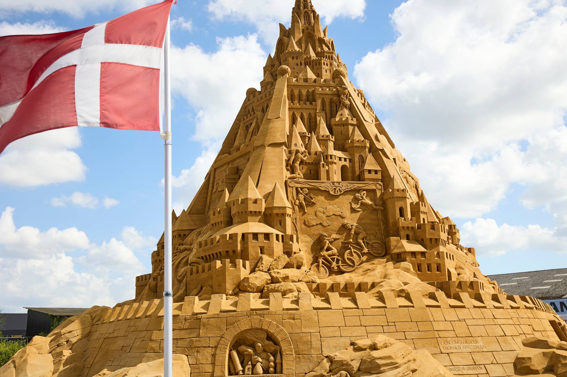 The world's tallest sand sculpture is seen in Blokhus