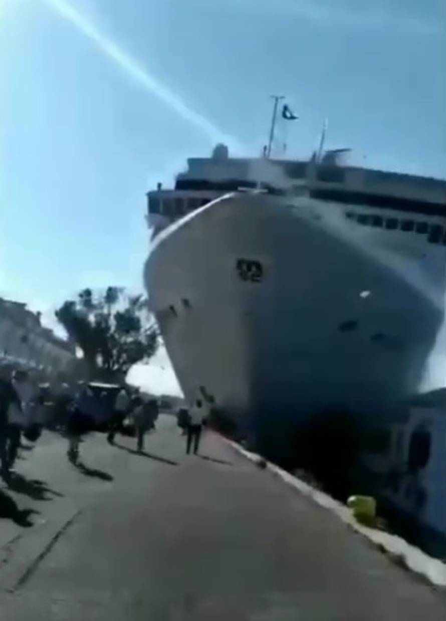 Sudar brodova u Veneciji: Ljudi u panici bježali pred kruzerom!