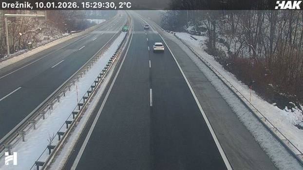 FOTO Pogledajte situaciju na autocestama: Snijeg još pada, stvara se poledica, ima i magle