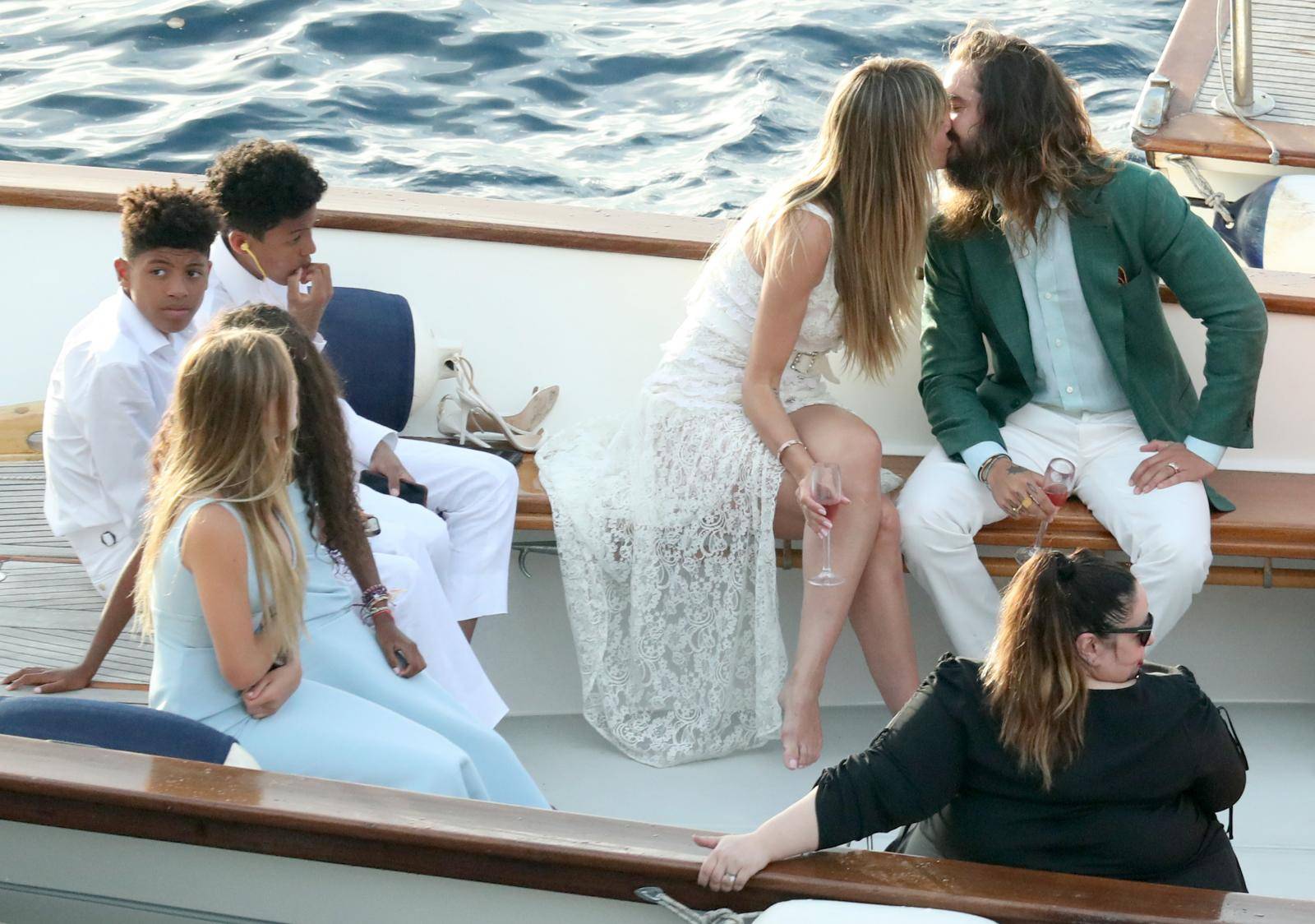 Capri: Heidi Klum i Tom Kaulitz dolaze na zabavu prije sutraÅ¡njeg vjenÄanja