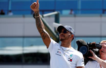 Hamilton je produžio vjernost Mercedesu: Imat će 33,5 mil. €