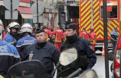 Raste broj žrtava u pucnjavi u Parizu: 'Troje je mrtvih, uhićeni napadač otprije poznat policiji'