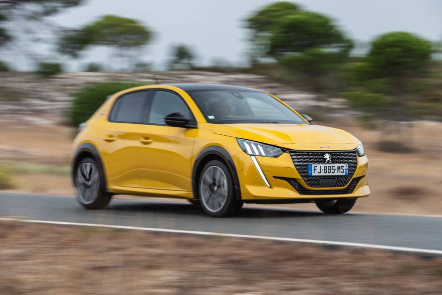 Ni jedan nije lijep kao  208: Mali auto podigao je veliku prašinu