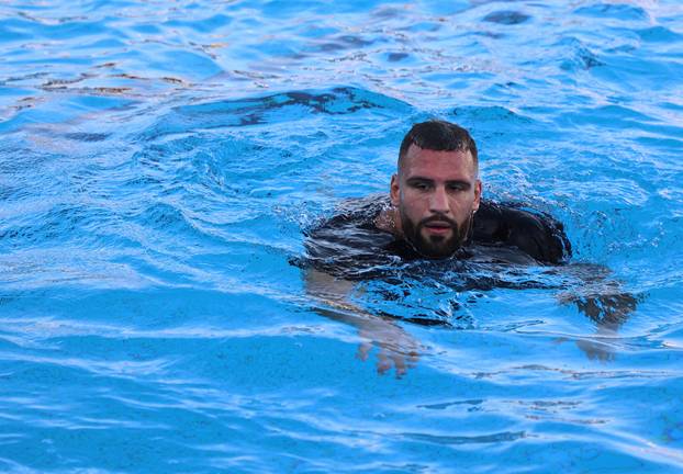 Split: Sportsko-humanitarno natjecanje "Najluđi skakač Hrvatske"