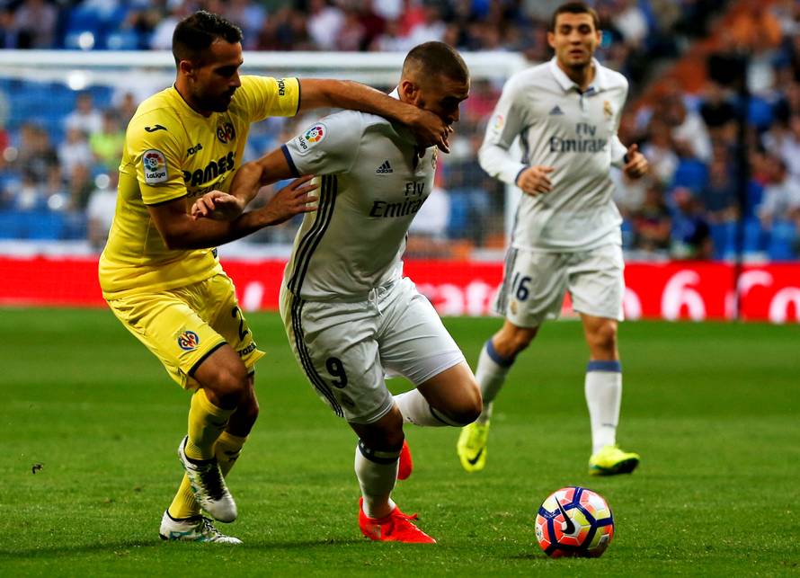 Football Soccer - Real Madrid v Villarreal - Spanish Liga Santander 