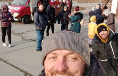 Čovjek koji je crvenim kombijem izbavio 200 ljudi iz Mariupolja