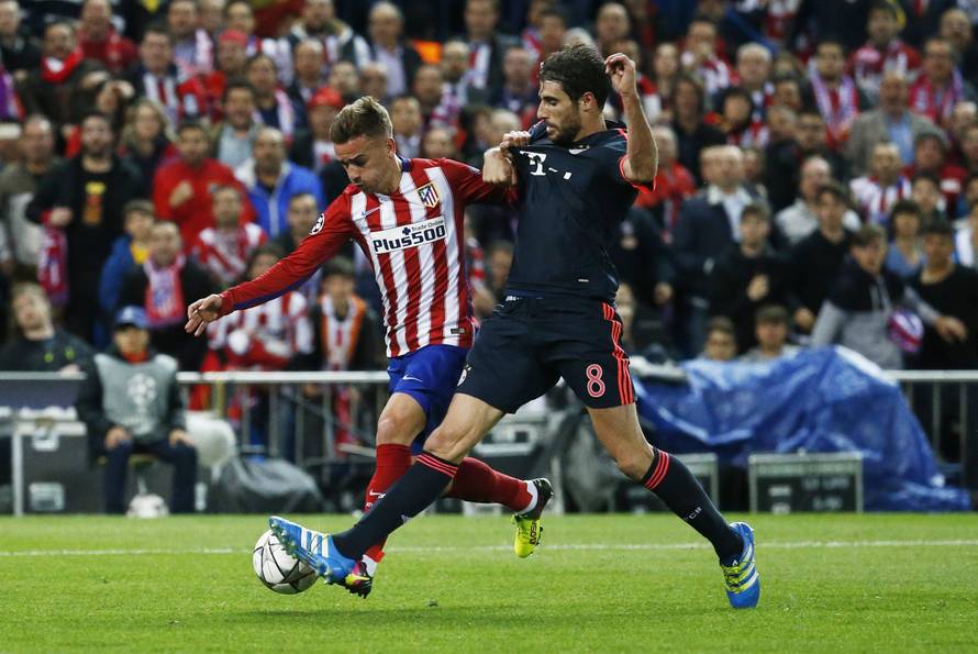 Atletico Madrid v Bayern Munich - UEFA Champions League Semi Final First Leg
