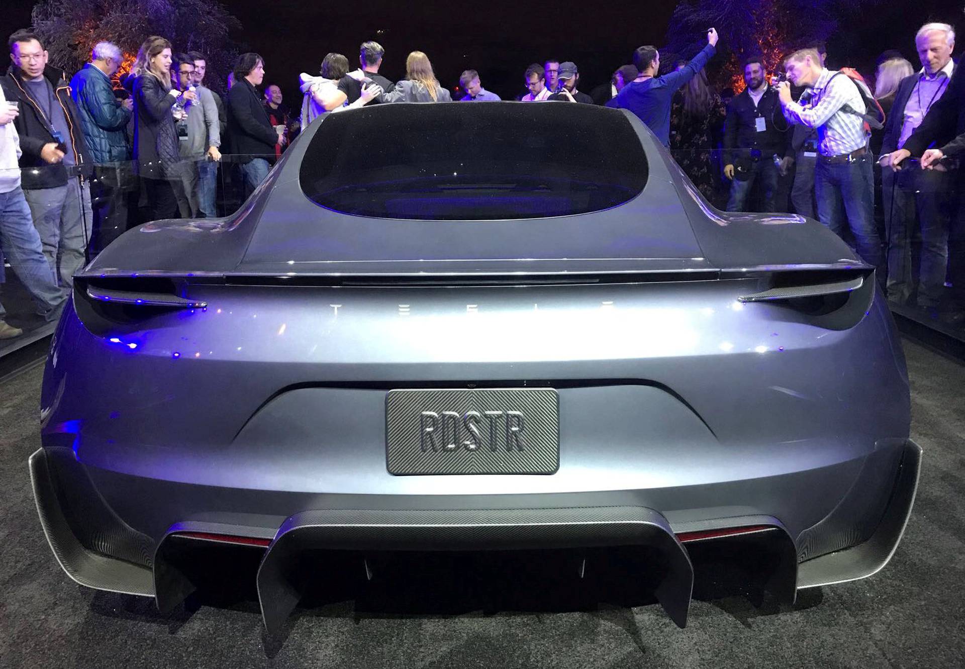 Дешевые машины в 2024 году. Tesla Roadster. Tesla Roadster до 100. Тесла Роудстер 2024. Tesla Roadster 0-100.