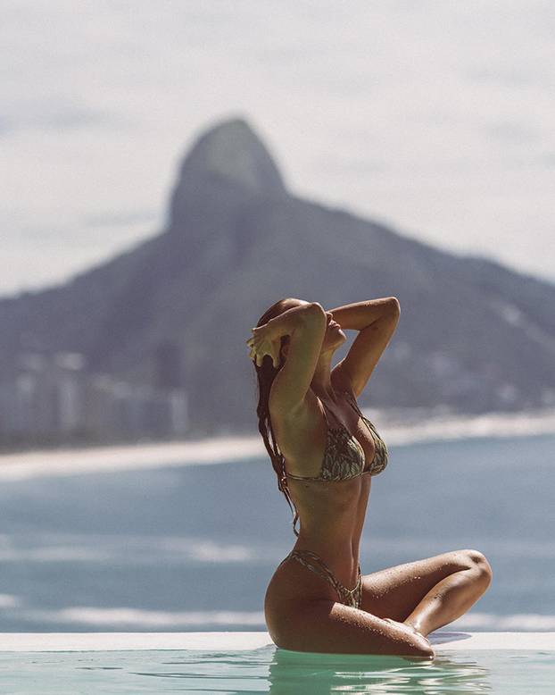 FOTO Zavodljiva Portugalka varala je nogometaša, a sada je osvojila McLarenovu uzdanicu