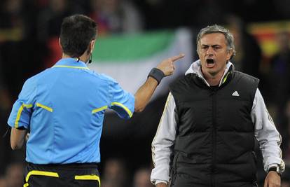 Jose Mourinho zabrinut zbog umjetnog terena na Lužnikiju