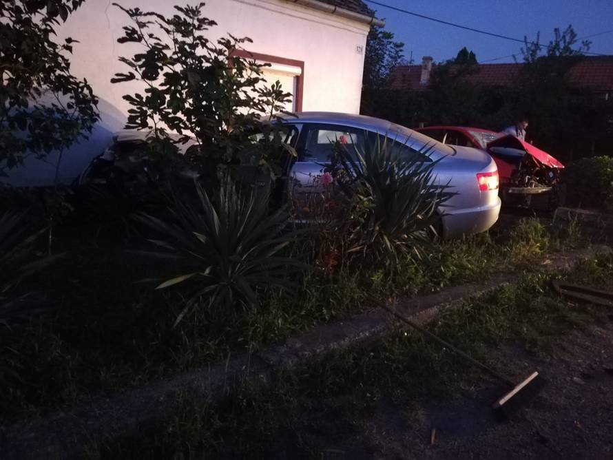 Mladić (18) pijan pokupio dva auta  pa se zabili u kuću: 'Sve se streslo, mislili smo da je potres'