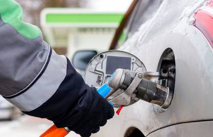 INA: Sigurnost opskrbe tržišta gorivom nije ugrožena, Mađari nas ne opskrbljuju derivatima