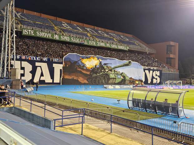 FOTO Svita u loži, fantastična koreografija na tribinama! Evo sjajnog kolorita Bad Blue Boysa